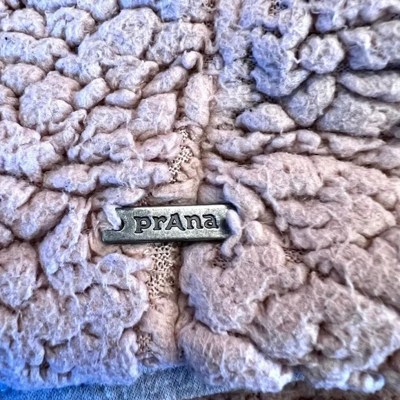 Prana Women's‎ Pink Hooded Permafrost Half Zip Fleece Jacket Size Medium - Picture 5 of 7